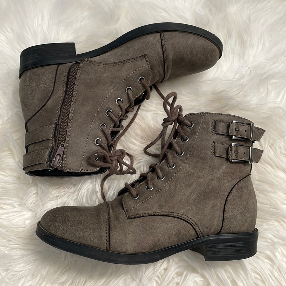 Steve Madden combat boots